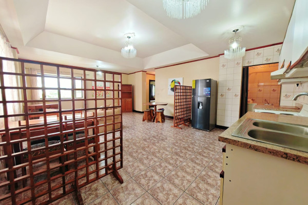 Alquiler de apartamento En Rohrmoser. Amoblado.