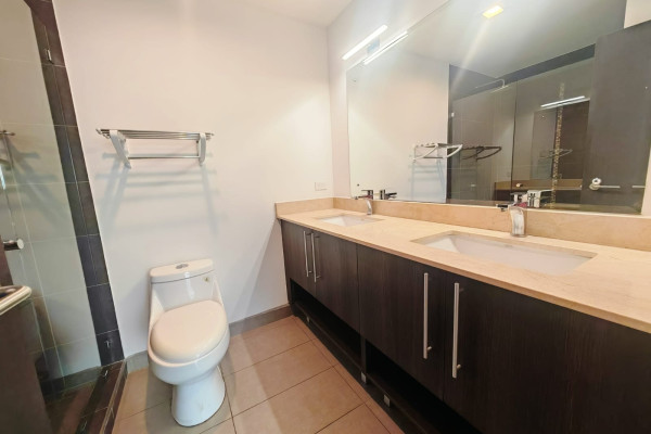 Alquiler de apartamento en QBO, Rohrmoser.