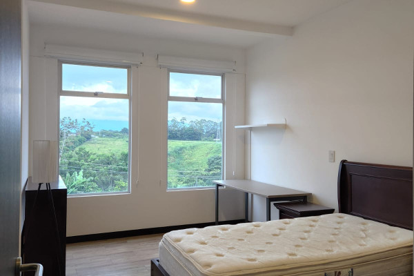 Se alquila Condominio en Santo Domingo.