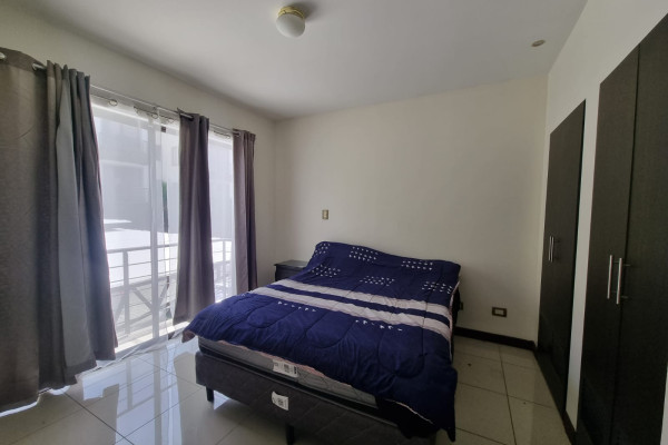 Alquiler de apartamento en Heredia, Cariari. Amoblado.