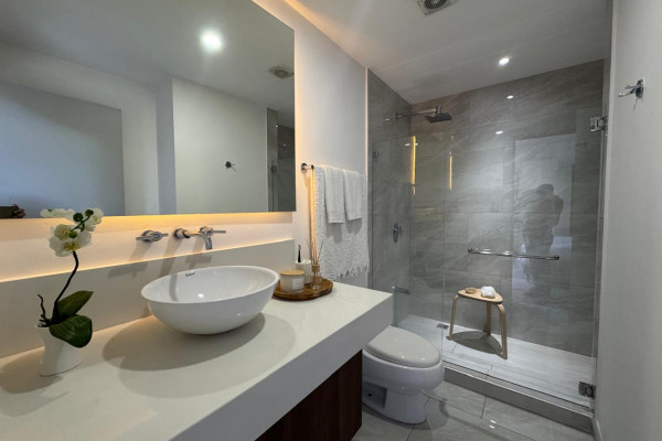 Alquiler de apartamentos en Escazú. Cerca de Multiplaza.