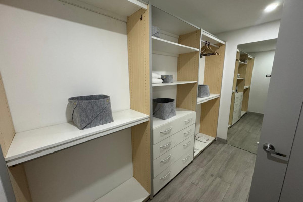 Alquiler de apartamentos en Escazú. Cerca de Multiplaza.