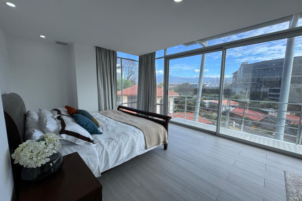 Alquiler de apartamentos en Escazú. Cerca de Multiplaza.