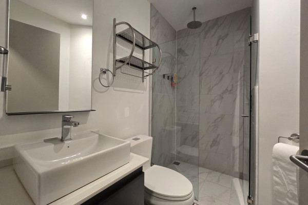 Alquiler de apartamento en Sabana Norte.-3
