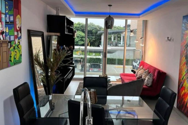 Se alquila apartamento en San Pablo de Heredia. Amoblado.