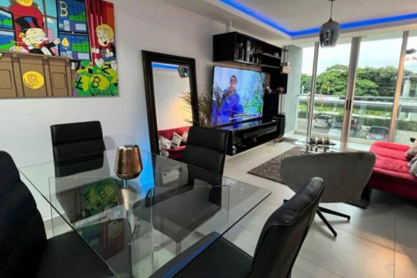 Se alquila apartamento en San Pablo de Heredia. Amoblado.