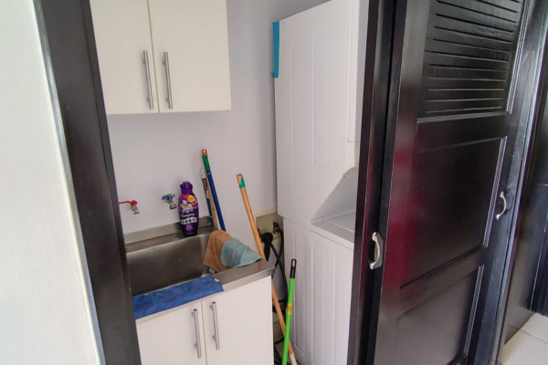 Se alquila un hermoso apartamento en Santa Ana. Amoblado en Avalon Country