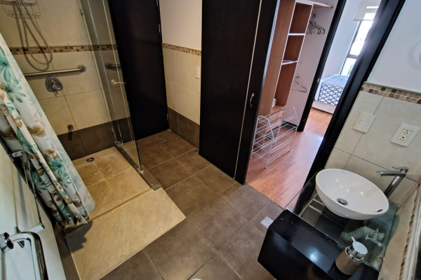 Se alquila un hermoso apartamento en Santa Ana. Amoblado en Avalon Country