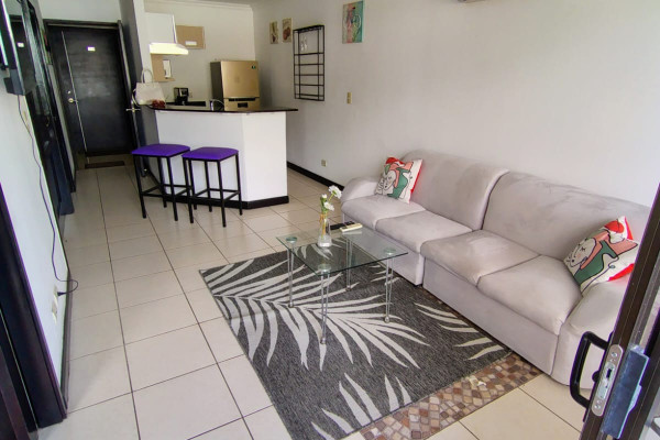 Se alquila un hermoso apartamento en Santa Ana. Amoblado en Avalon Country