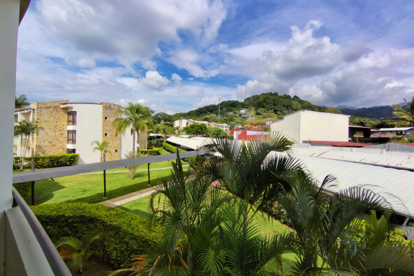 Se alquila un hermoso apartamento en Santa Ana. Amoblado en Avalon Country