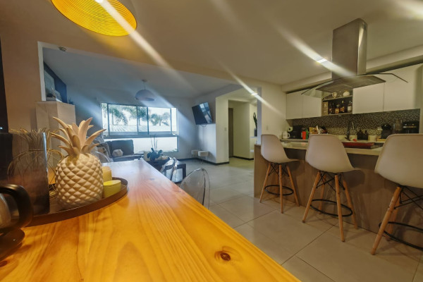 Se vende apartamento en San Antonio de Escazú. Planta baja.
