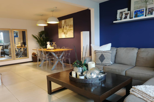 Se vende apartamento en San Antonio de Escazú. Planta baja.
