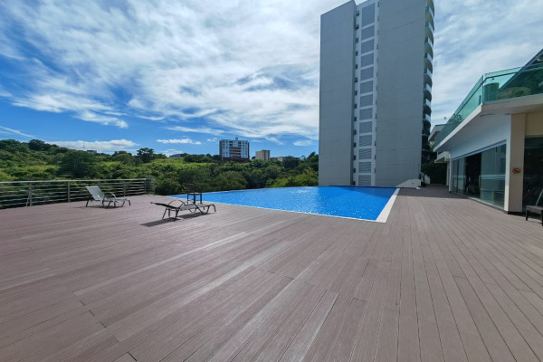 Se vende apartamento en Rohrmoser.  Paradisus.