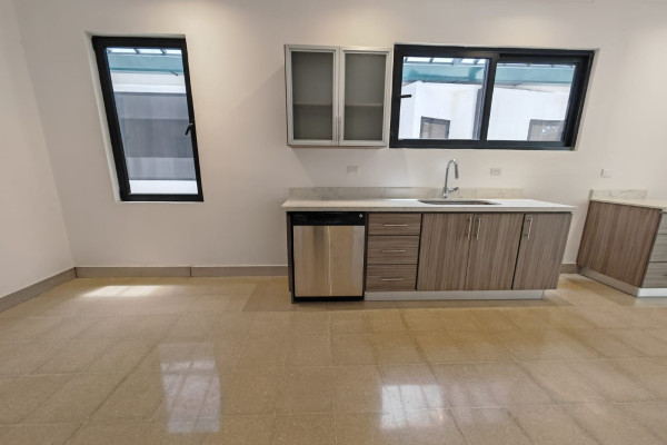SE ALQUILA APARTAMENTO A ESTRENAR EN ESCAZÚ – Bello Horizonte.