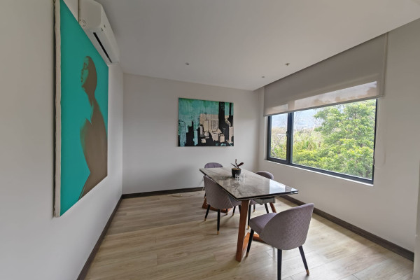 Se vende apartamento en Condominio Rooftop – Escazú.