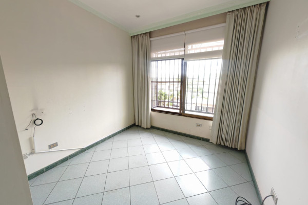 Se vende casa independiente en La Uruca.-22