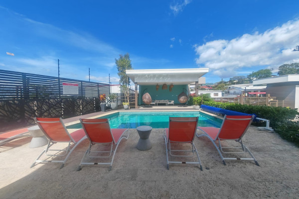 Se vende casa en Escazú Urbano. Oportunidad!-13