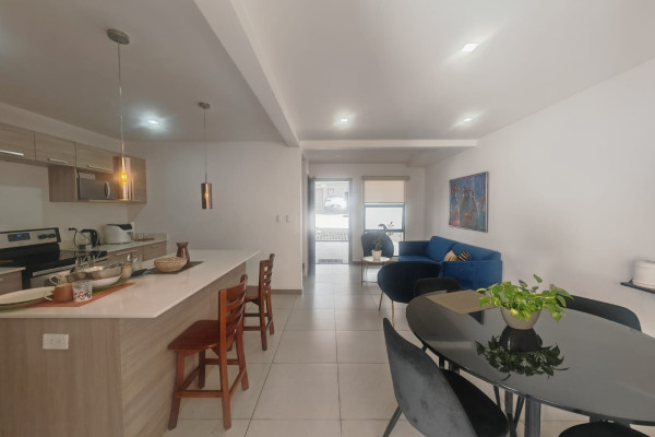 Se vende casa en Escazú Urbano. Oportunidad!-7