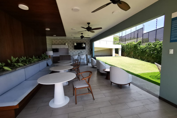 Se vende casa en Escazú Urbano. Oportunidad!-5