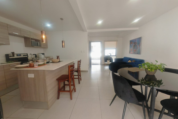 Se vende casa en Escazú Urbano. Oportunidad!-18