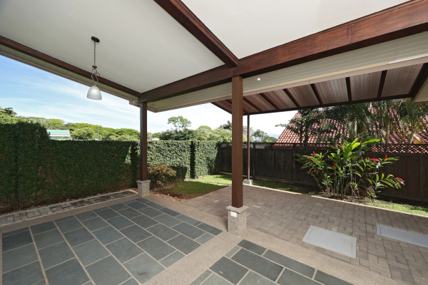 🏡✨ Hermosa Casa en Alquiler en Condominio en Piedades de Santa Ana ✨🏡-1