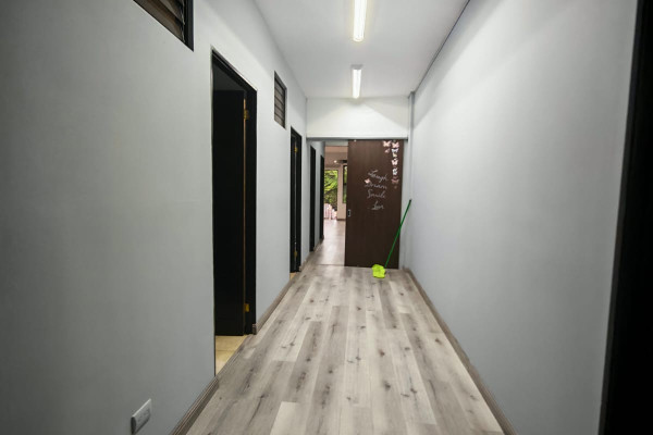 Se alquila apartamento grande en Nunciatura, Rohrmoser.-23