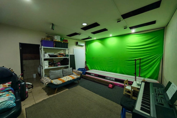 Se alquila apartamento grande en Nunciatura, Rohrmoser.-2