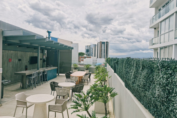 Se alquila elegante apartamento amoblado en U Nunciatura.-1