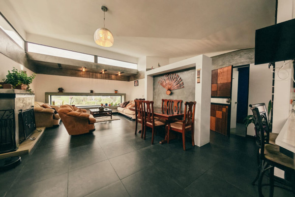 Se vende casa una planta en San Isidro de Heredia.