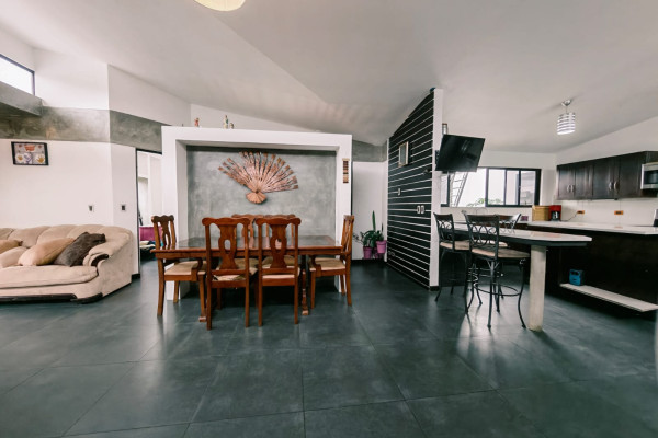 Se vende casa una planta en San Isidro de Heredia.