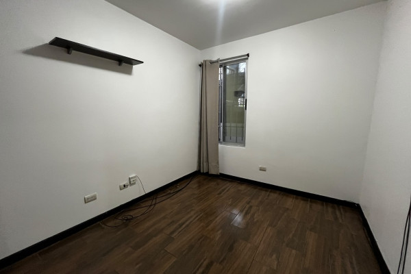 Se alquila Apartamento en Rohrmoser.