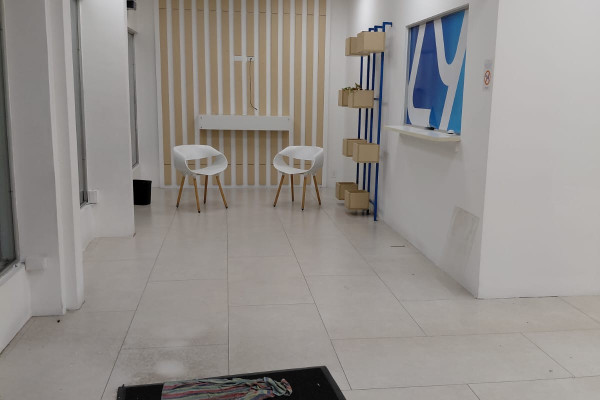 ¡Alquiler de local comercial en San José Centro!