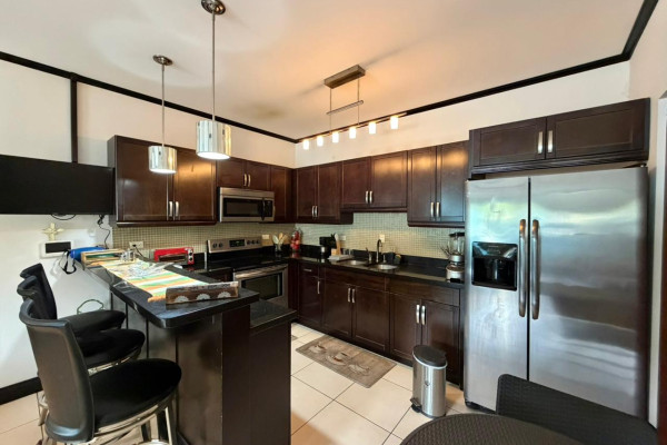 Se vende apartamento en Santa Ana.-13