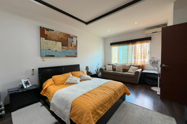 Se vende apartamento en Santa Ana.-10
