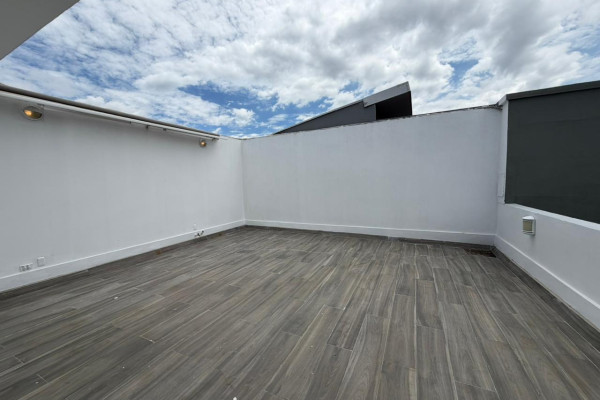 Se alquila apartamento en Escazú.-14
