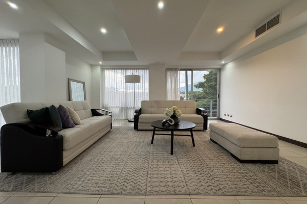 Alquiler Apartamento en Los Laureles Escazú.-11