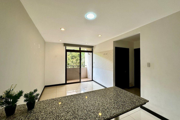 Se alquila apartamento en Santa Ana.-12
