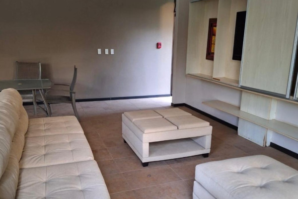 Se alquila apartamento en Santa Ana.-3