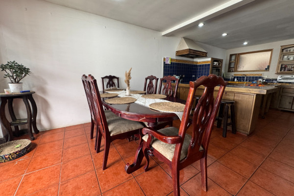 Venta Casa en La Uruca.-12