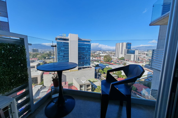 Apartamento Amoblado en Alquiler – Sabana-2