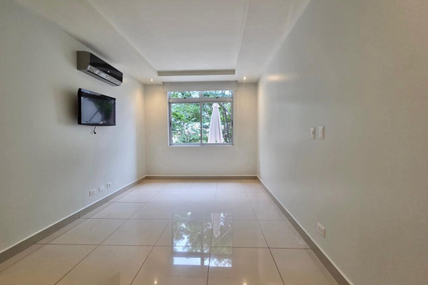 Se alquila  apartamento en Santa Ana.-15