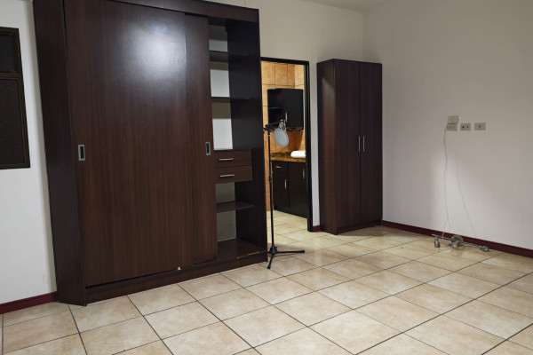 Apartamento en alquiler en Nunciatura, Rohrmoser.