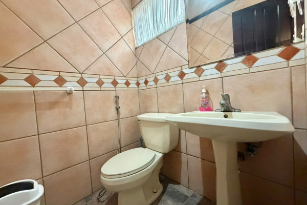 🏡 Casa en Venta en Guachipelín, Escazú.-14