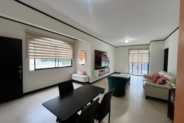 Se alquila apartamento en Rohrmoser.-6