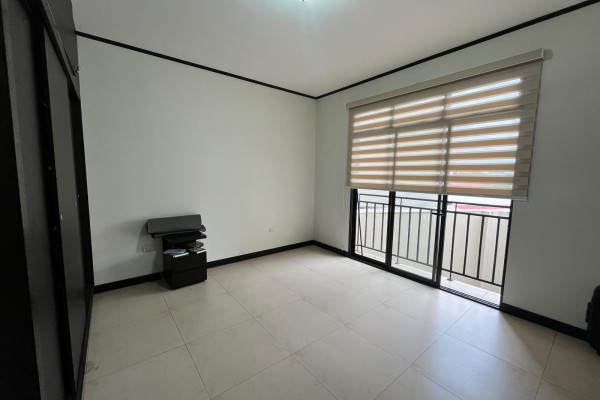 Se alquila apartamento en Rohrmoser.-10