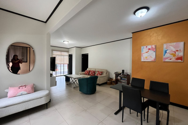 Se alquila apartamento en Rohrmoser.-4