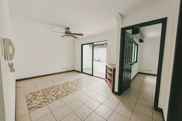 Casa en Venta en Guachipelín, Escazú.-12