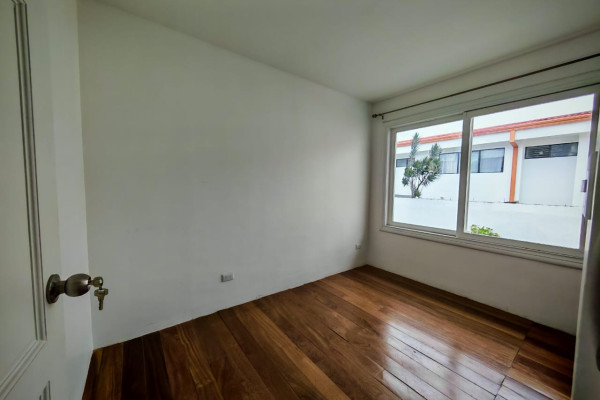 Apartamento en alquiler en La Uruca con servicios incluidos.-14