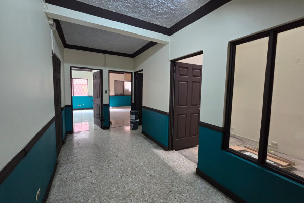 Apartamento en alquiler en Sabana Sur.