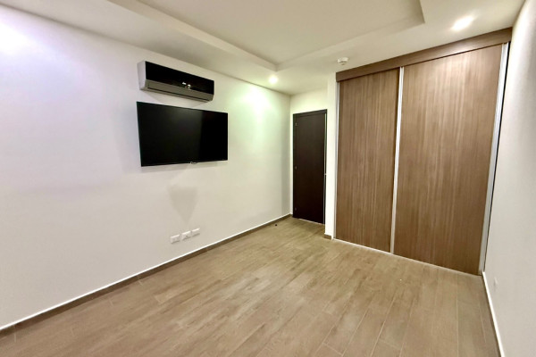Apartamento en Alquiler – Santa Ana.